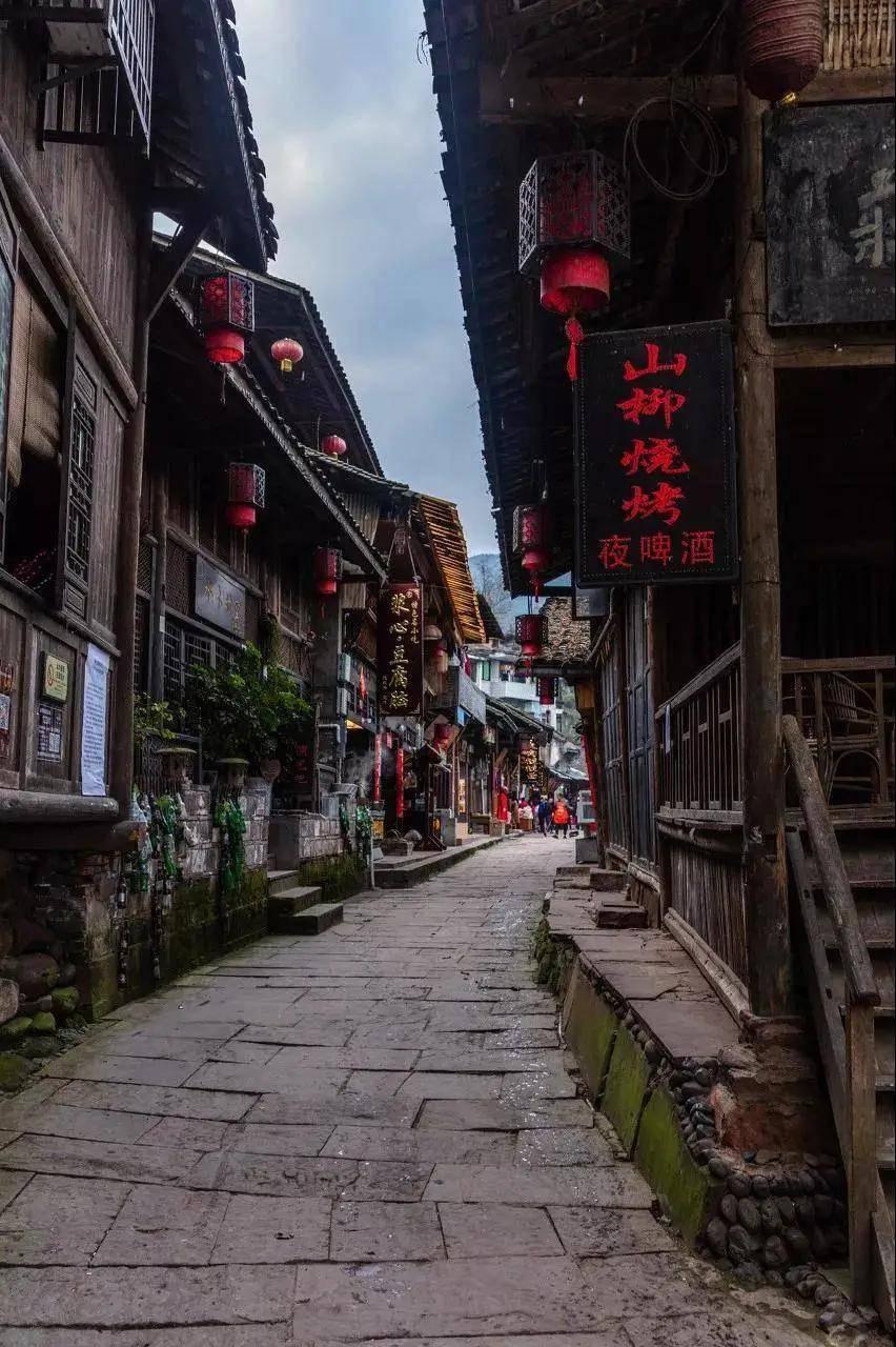 她到底爱不爱我呢，我该怎么办？游戏画面