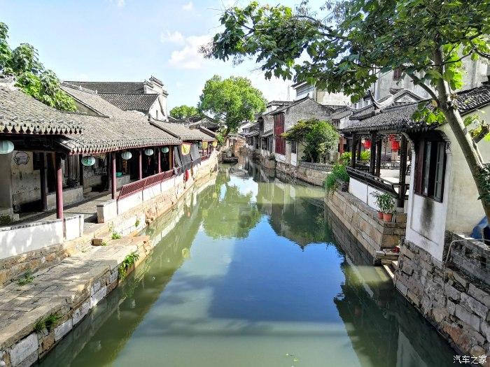 芭比大学毕业